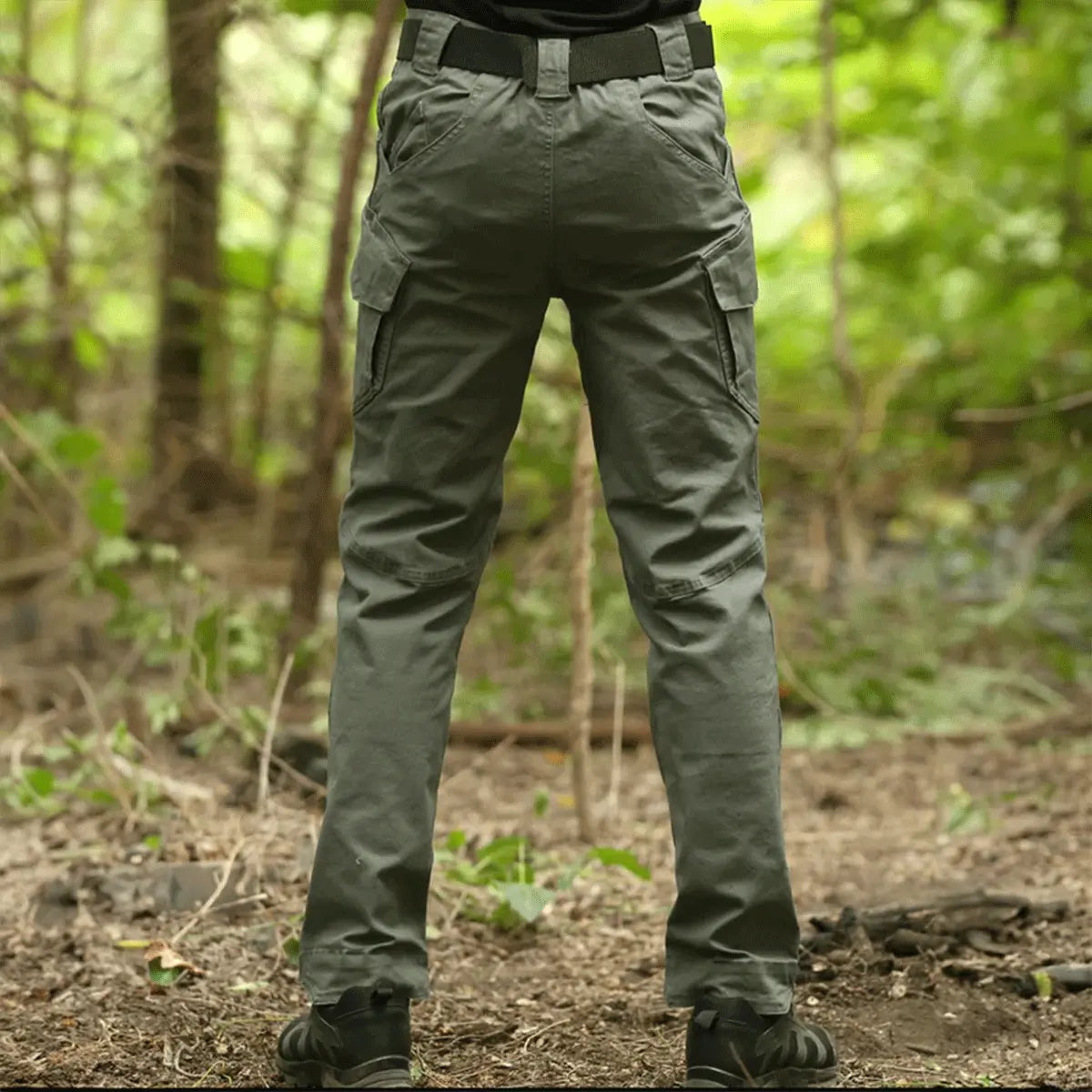 Battle-Ready Tactical Trousers with Free Belt – Gear Up for Action!